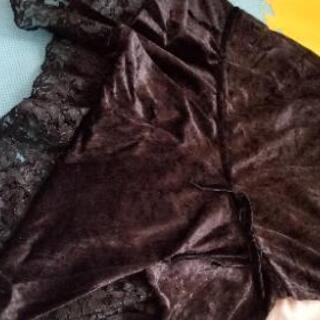 スカート 各300円の画像