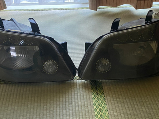 60ノアワンオフヘッドライト