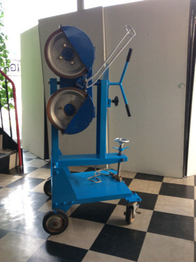 中古硬式球ピッチングマシン