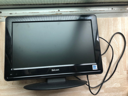 16型テレビ　リモコン付き