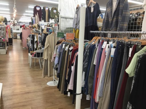 取りに来られる方限定！フロアスタンドです！