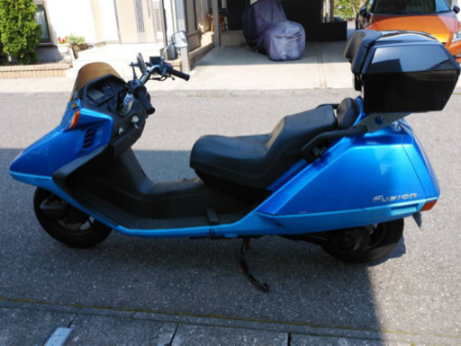 ホンダ　ビッグスクーター　フュージョン