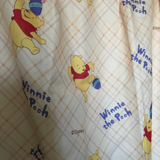 ＊美品お得な2組、子ども部屋にくまのプーさんカーテンイエロー＊
