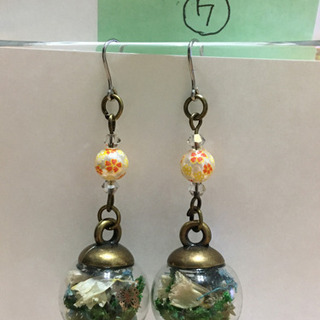 ガラスドームピアス　各種の画像