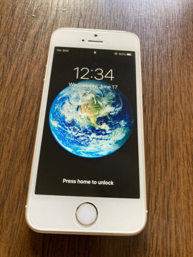 【海外SIMフリー版】【状態S】【全付属品有】iPhone SE (第1世代) 64GB