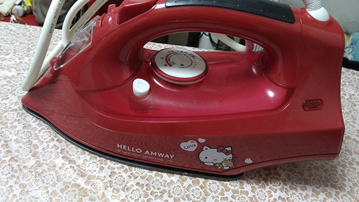HELLO KITTY レススチームアイロン（台湾バージョン）