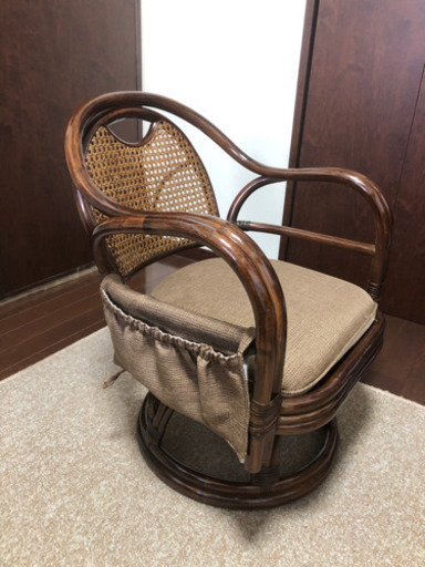 used 籐(ラタン)製  回転座椅子(座面高さ33cm) ブラウン