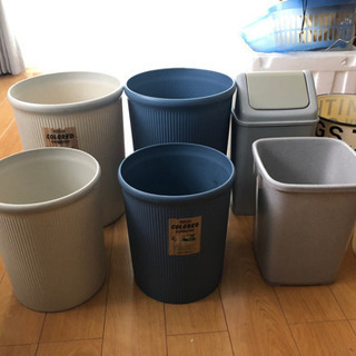 ゴミ箱各種の画像