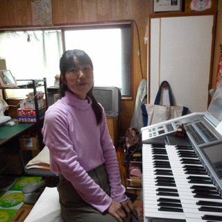 エレクトーン　ピアノ（電子ピアノ）　キーボード　音楽理論　出張レッスンの画像