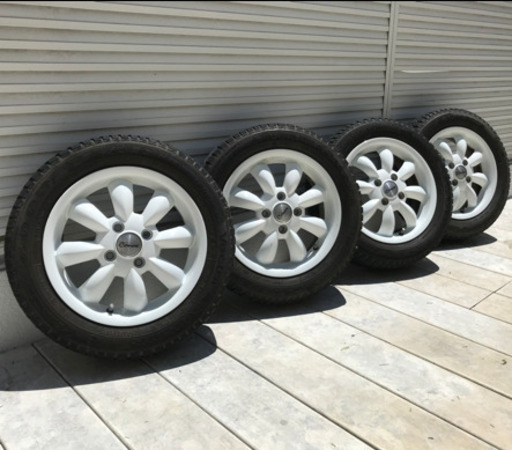 ツートーンの【ハスラー】にピッタリな白いホイール（14インチ 4本）