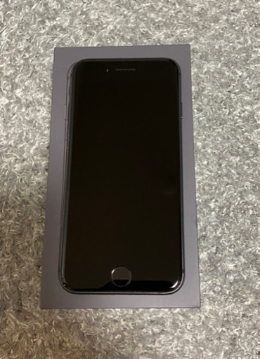 【値下済】iPhone8【64GB】SIMロック解除済、ケース付