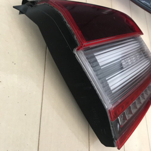 コラゾン レヴォーグ用 テールランプ ブラックベゼル 加工品