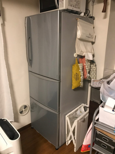 【値段交渉可能】TOSHIBA 冷蔵庫　大容量だけどコンパクト