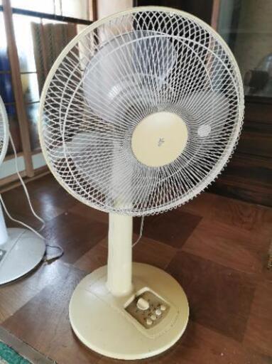 扇風機　中サイズ