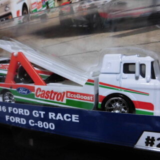 フォードGT トラック野郎 トランスポーター チームトランスポート GJT40 FORD C-800 2016 FORD GT RACE トミカサイズミニカー カストロールの画像