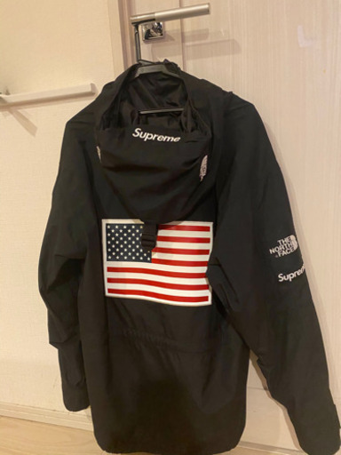 supreme マウンテンパーカー
