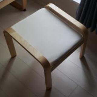 IKEA　ポエング＋スツールセットの画像