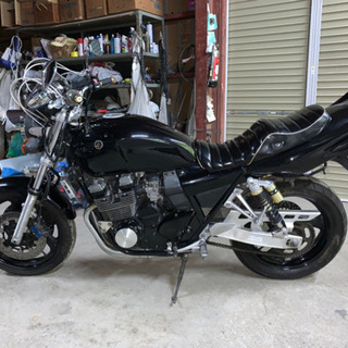 xjr400