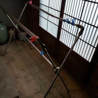 【無料！折り畳める】ふとん干し　室内物干し　室内干し