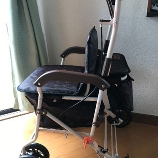 ［新品未使用］ シルバーカーの画像