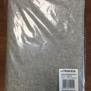 【未開封・未使用】母子手帳ケース LASSIGレッシグ／ドキュメントポーチ／大容量／マタニティグッズの画像