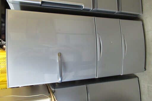 AQUA　ハイアール　ノンフロン冷凍冷蔵庫　AQR-271D（S)　2015年製