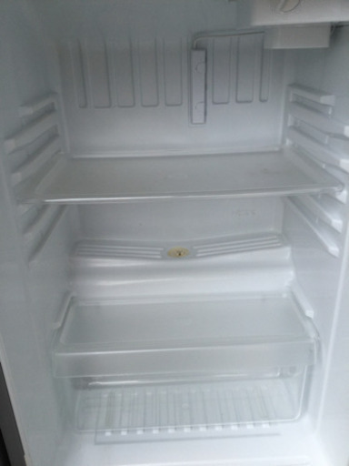 6ヶ月間の保証付き】SANYO (サンヨウ) 109L 2ドア冷蔵庫【トレファク