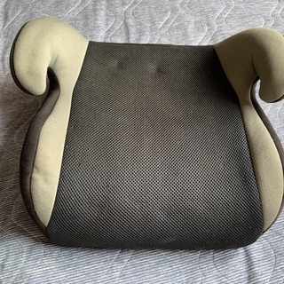 チャイルドシート　ジュニアシート　洗濯済み