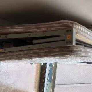 折り畳み式シングルベッド