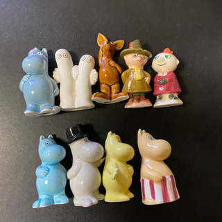交渉中ムーミン陶器の置物