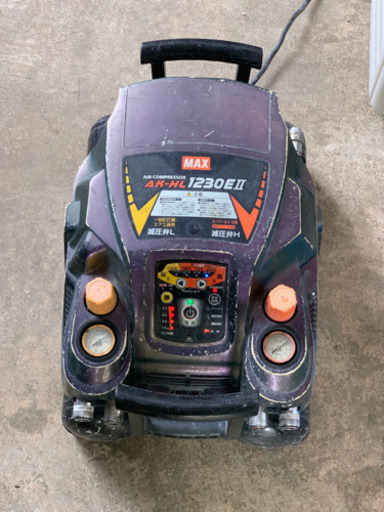 MAX エアコンプレッサー　AK-HL1230E2 マックス