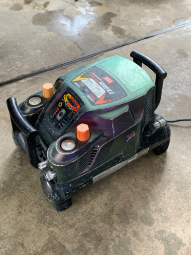MAX エアコンプレッサー　AK-HL1230E2 マックス