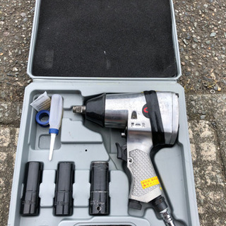 ＧＲＥＡＴＴＯＯＬ エアーインパクトレンチキット中古商品