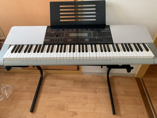 電気ピアノcasio wk 220