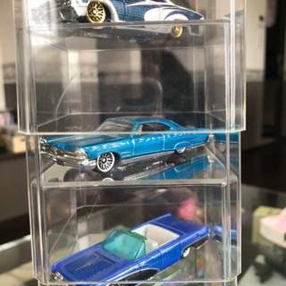 HOT WHEELS    LOW RIDER      SOL...