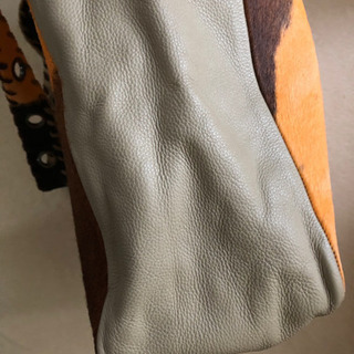 robita👜 綺麗な色のハラコ&ソフトレザーバッグ の画像