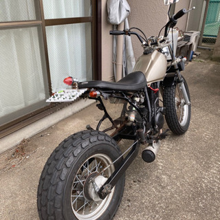 タイヤ前後新品！！予備パーツ付き！！ヤマハ.TW200.2JL....