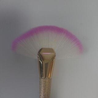 小顔ブラシの画像