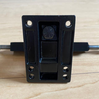 新品未使用 スケボーのトラック(ベネット)の画像