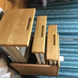 学習机とワゴン　無垢の画像