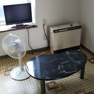 美唄駅徒歩5分 家賃700円(1日)+光熱費実費 家電･家具付き 札幌まで特急で35分 地方移住テレワーク 田舎暮らし - 美唄市