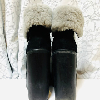 Jeffrey Campbell ボアショートブーツ　の画像