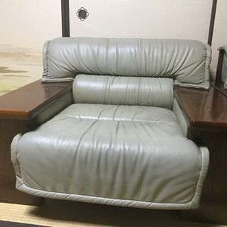 ヴィンテージアームチェア　2つあります　1人掛け　ソファの画像