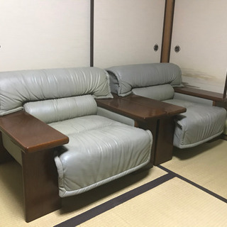 ヴィンテージアームチェア　2つあります　1人掛け　ソファの画像