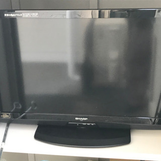 シャープ　32インチ　液晶テレビ