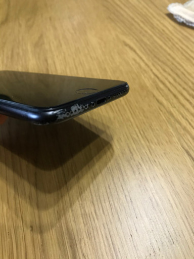アイホン7 32GB BLACK