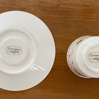 NORITAKE  落ち着きのある大人花柄のデミカップ＆ソーサー の画像
