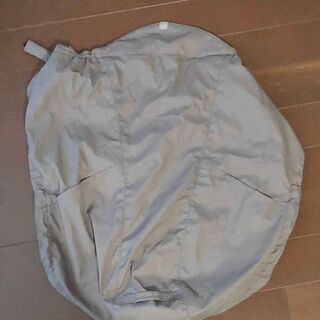 ベビービョルン抱っこ紐とカバーのセットの画像