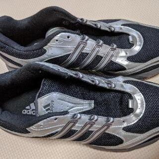 adidasランニングシューズ