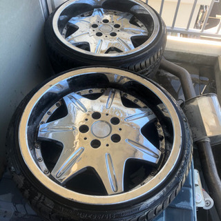 最終値下げBLEST 18インチ 9J +30 ホイール　114.3 ４本セットの画像